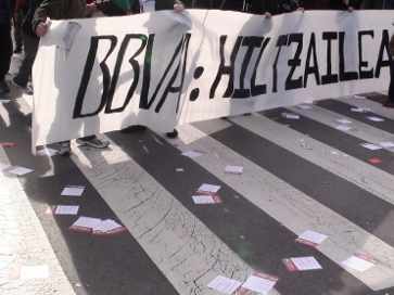 El BBVA, una entidad capitalista muy denunciada por la clase obrera vasca y sus aliados.