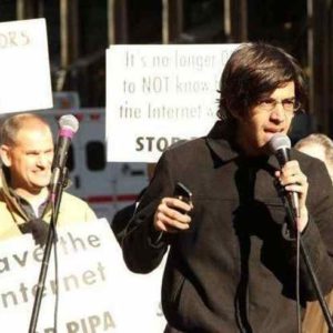Resistencia Internauta Global: De Aaron Swartz a Ian Murdock, la lucha sigue.