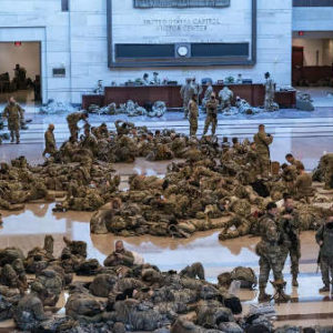 Tocante al Gran Pucherazo en los EEUU: El adversario es el nacionalismo autoritario, el enemigo los totalitarios tecnomalthusianos globo-oligopolistas.